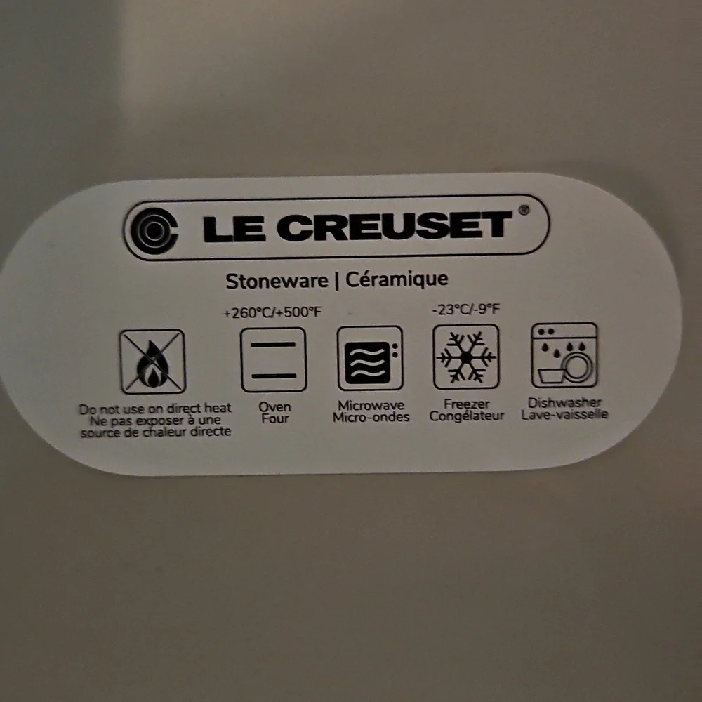 Le Creuset  Rectangular Baking Dish - Picture 4 of 10